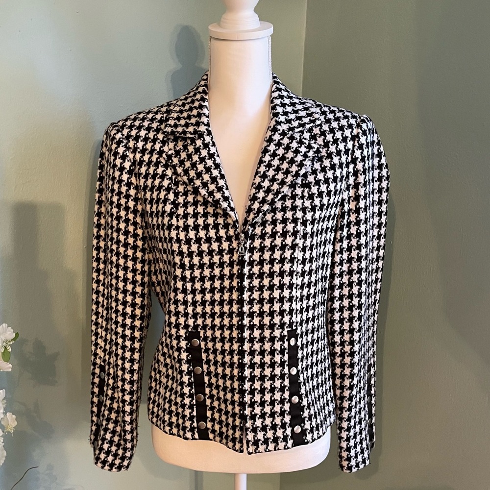 Black and White Houndstooth Jacket by ConradC Collection Size 8